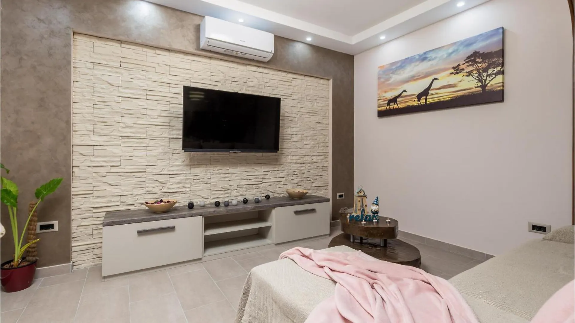 Stunning Apartment In Rijeka With Kitchen Croacia